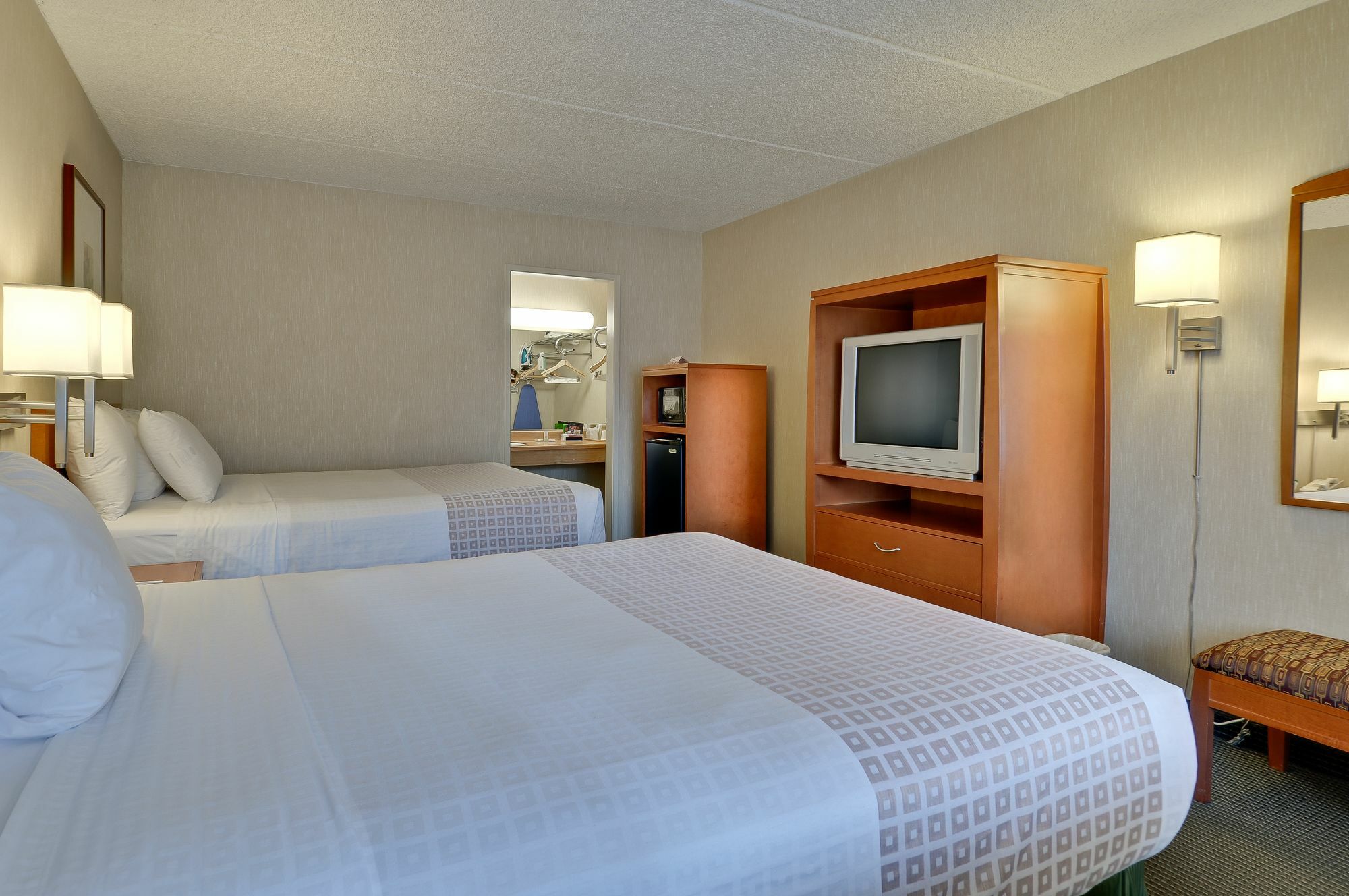 Vagabond Executive Old Town Hotel
